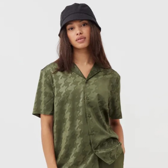 IVY PARK Tops - Adidas x IVY PARK Green Satin 2.0 Short Sleeve Shirt